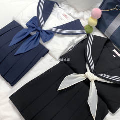 绀黑双色水手服-资料图