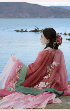 浮生花-资料图