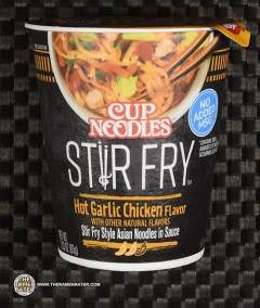 Cup Noodles Stir-Fry Hot Garlic Chicken