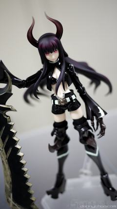 figma#SP-017 黑金锯手 -资料图