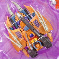 Deluxe Class Transformers United 宇宙大帝-资料图