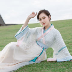 玉雪梨泱-资料图