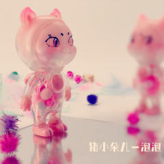 猪小朵_泡泡OFF手涂款-资料图