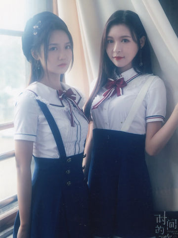 刘力菲&张语格 时间的歌标准内封合照