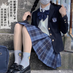 鸢野中·西服-资料图