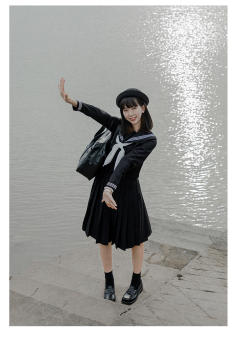 白三本浓绀黑色关西襟中间服-资料图