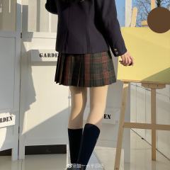 太空人西服-资料图