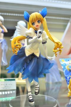 蕾蒂娅·阿道夫 Ultimate Idol-资料图
