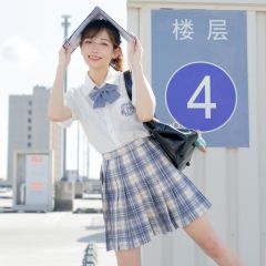 玻璃少女-资料图
