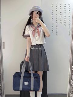 花綺女子-资料图