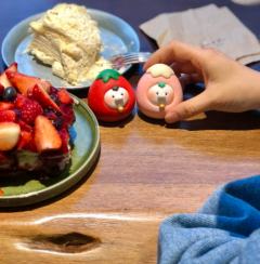 莓你不行-红色大眼草莓-资料图