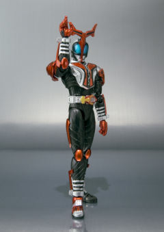 SHF 假面骑士Kabuto Hyper Form-资料图