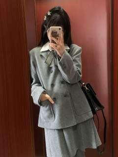 毛呢双排扣·西服套装-资料图