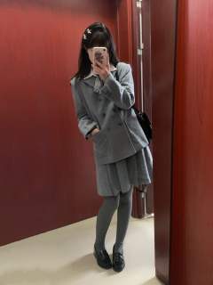 毛呢双排扣·西服套装-资料图