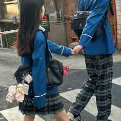 孔雀蓝·西服套装-资料图