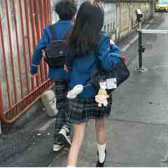 孔雀蓝·西服套装-资料图