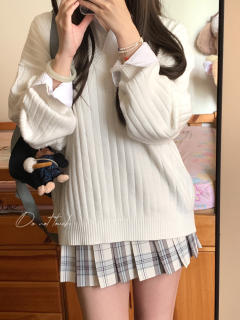 千本夏·格裙-资料图
