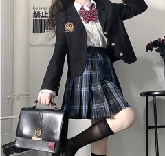 荆棘玫瑰·西服-资料图