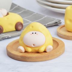 三角奶酪-资料图