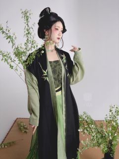 莫问林深-资料图