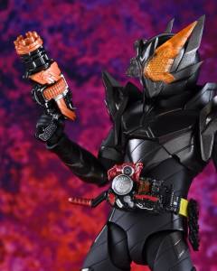 SHF 假面骑士Build RabbitTank Hazard Form-资料图