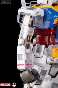 MG RX-78-2 高达 Ver. 3.0 Solid Clear Standard A赏-资料图