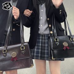 火漆印制服包-资料图