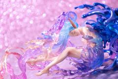 香水少女紫魅-资料图