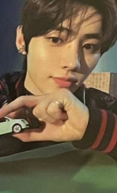 yzy 4