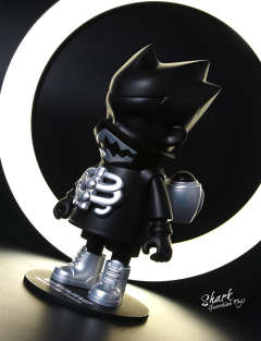 鲨语黑暗-黑银版-资料图