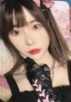 张幼柠 23总选场限纪念小卡 ver.B