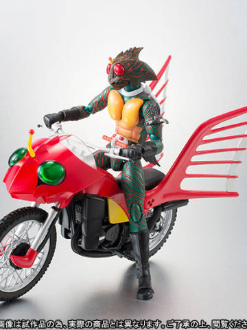SHF 假面骑士 Amazon