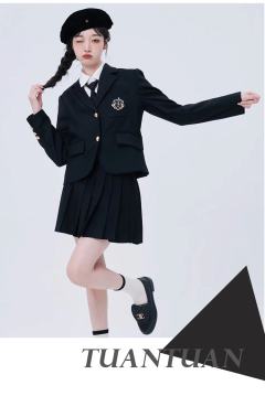 两粒扣西服-资料图