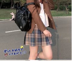布朗茶茶·西服-资料图