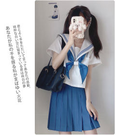 绀三本水手服套装-资料图