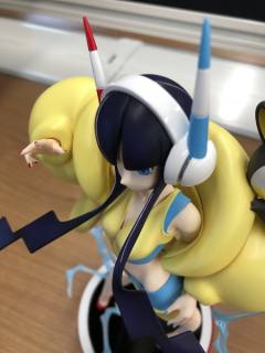 Pokémon Center Original Figure 电飞鼠 小菊儿 -资料图