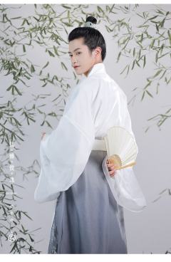 西窗竹-资料图