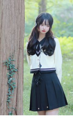 川梨艺高·韩式制服-资料图