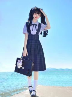 少女革命·套装-资料图