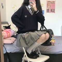 长袖毛衣-资料图