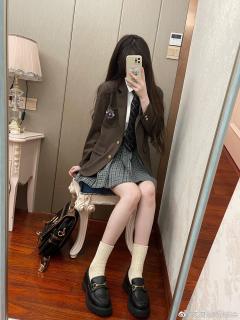三口袋西服-资料图