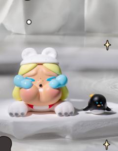 孤独的迷路北极熊