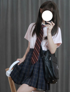 檀津高·衬衫-资料图