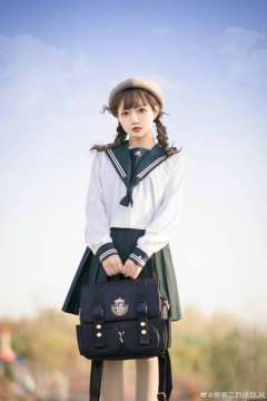 坂邑高校·水手服-资料图