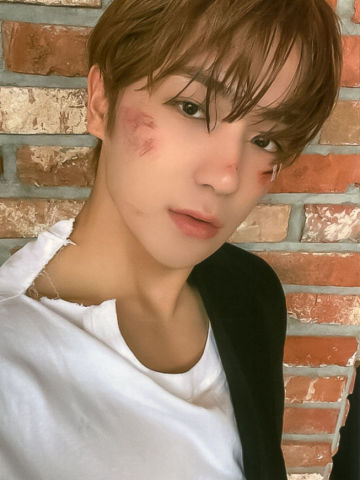 专卡在 MOOD verC.