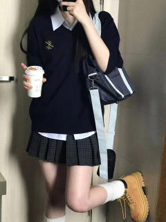 套头刺绣针织衫-资料图
