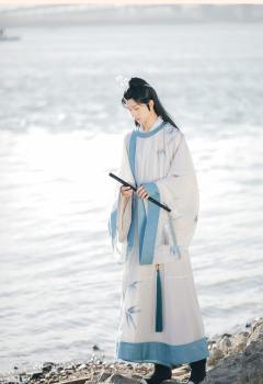 与君书-资料图