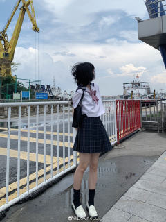 小丘町·水手服-资料图