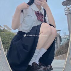 小奶糖 衬衫-资料图