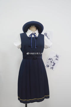 御召女子·套装-资料图